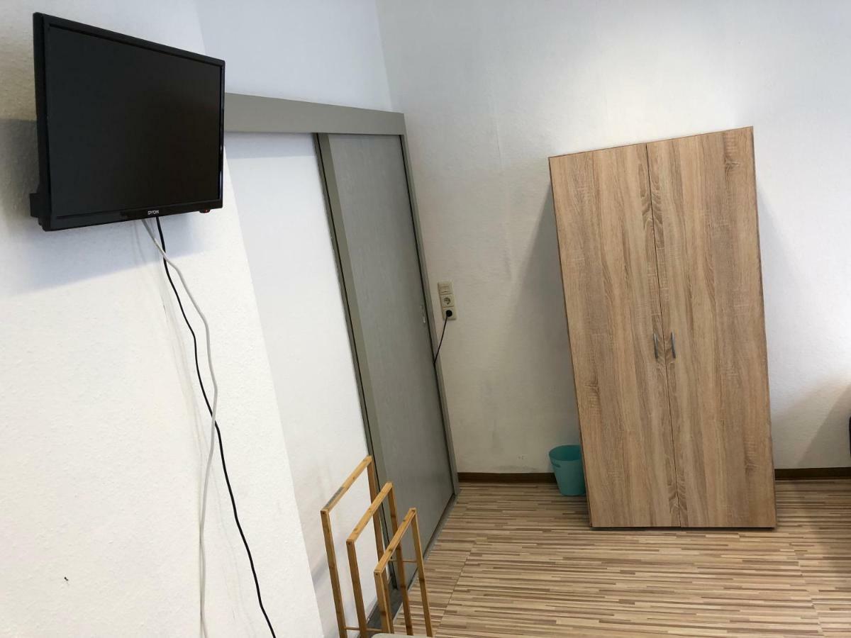 Downtown City - Privaterooms Fürth Exterior foto